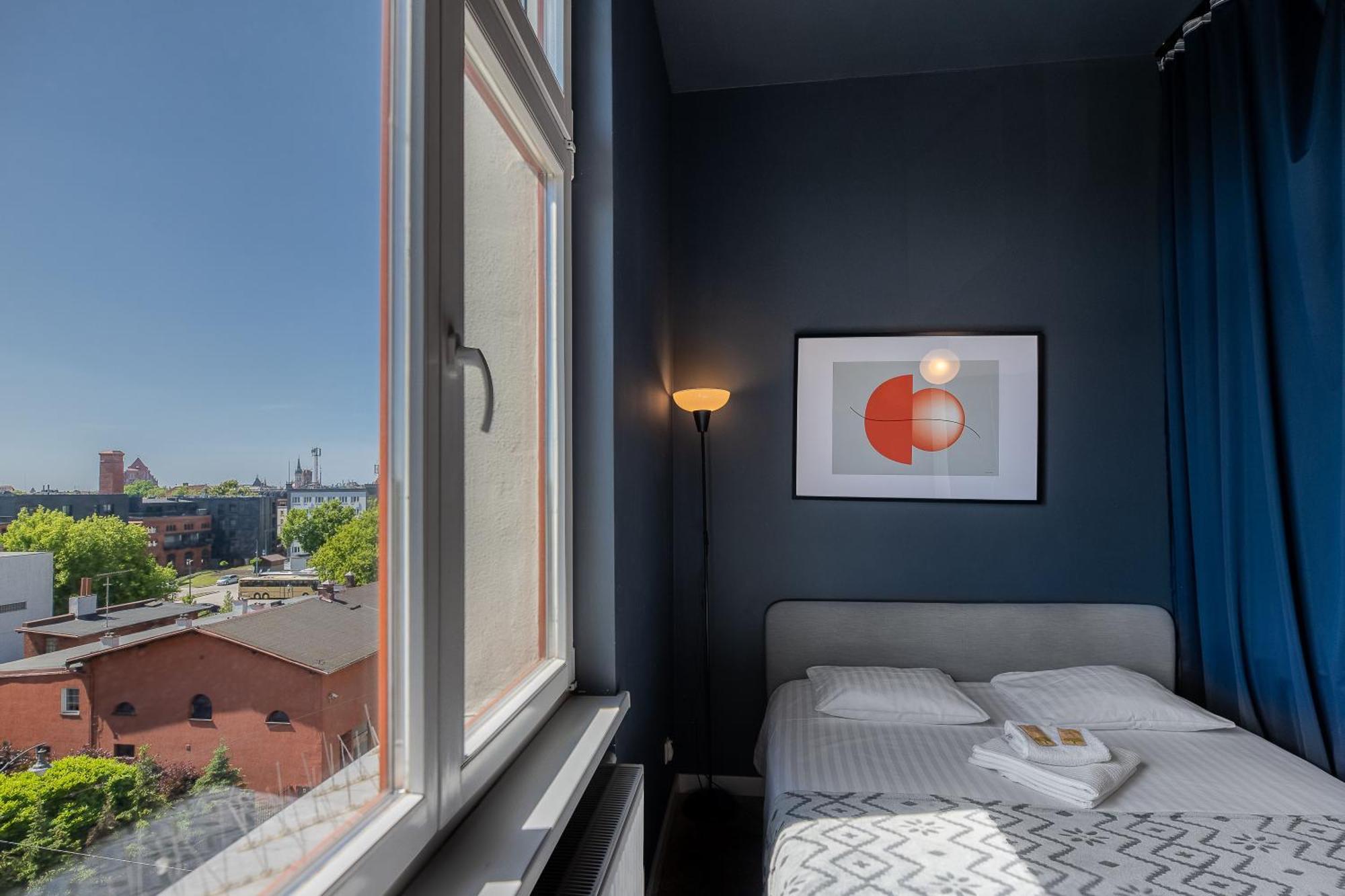 Art Apartment *